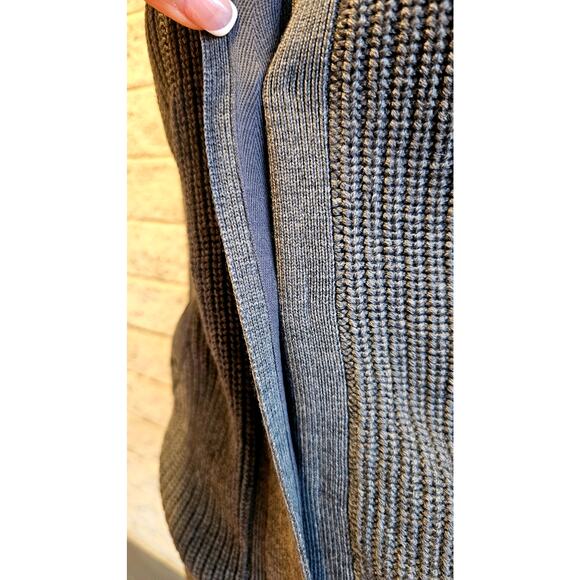 Eileen Fisher 100% Merino Wool Sweater Cardigan, Snap Buttons, Flap Collar Sz XS - Picture 7 of 12